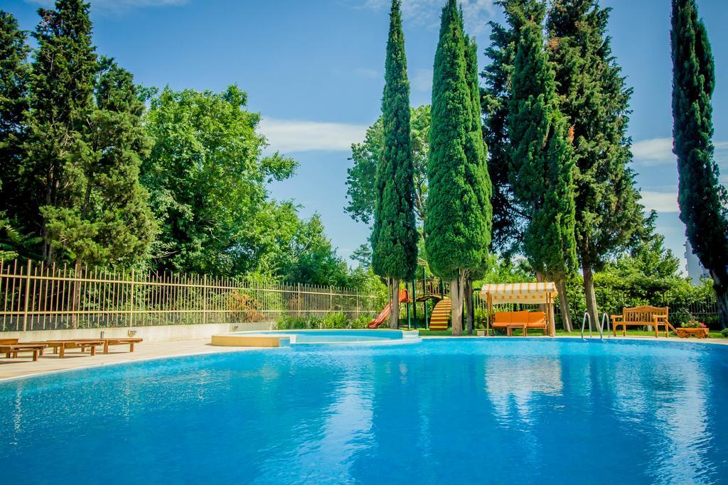 Apartcomplex Ritza Saints Constantine and Helena Exterior foto
